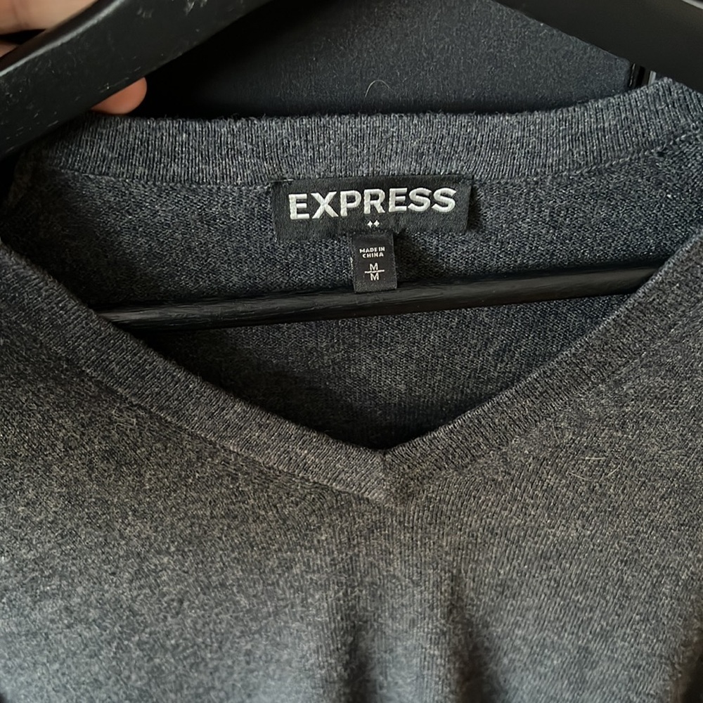 Express - Picture 3 of 3